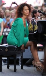 alicia keys abito verde
