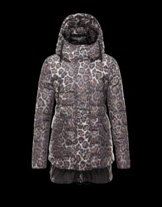 Piumino animalier di Moncler