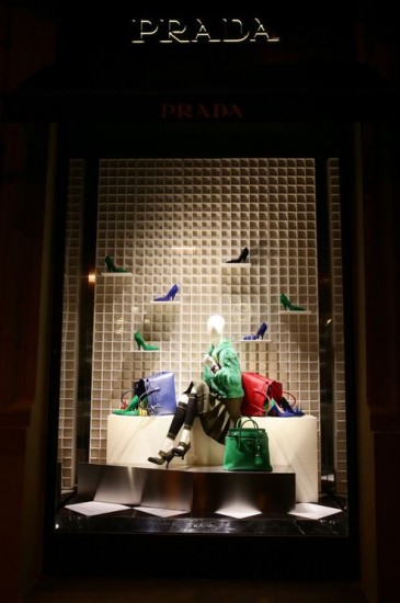 Punti Vendita Prada Italia Firenze vetrina