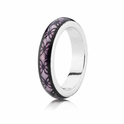 Pandora fedina in argento e smalto viola 59.00 euro
