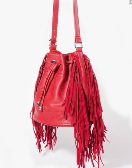 Stradivarius secchiello con frange 29.95 euro