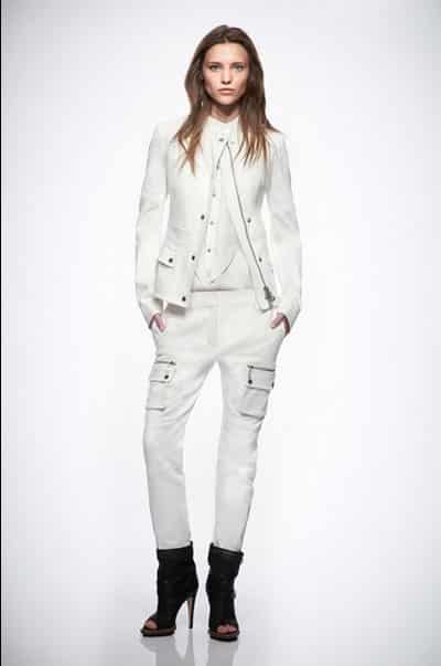 look total white di Belstaff