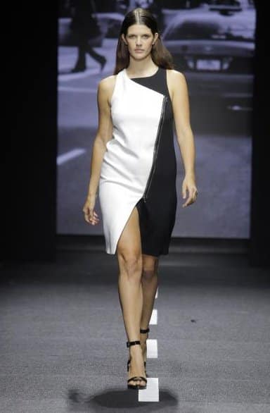 abito bianco nero asimmetrico Elena Mirò