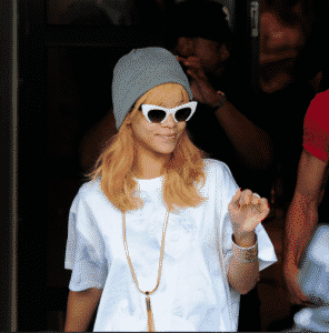 Rihanna con Miu Miu Rasoir