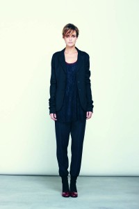 giacca gessata, pantalone ginnico flanella, maglia in pizzo, nuova collezione Jucca autunno inverno 2013 2014