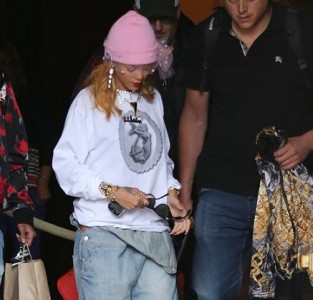 Rihanna look Amsterdam, Foto Kika Press