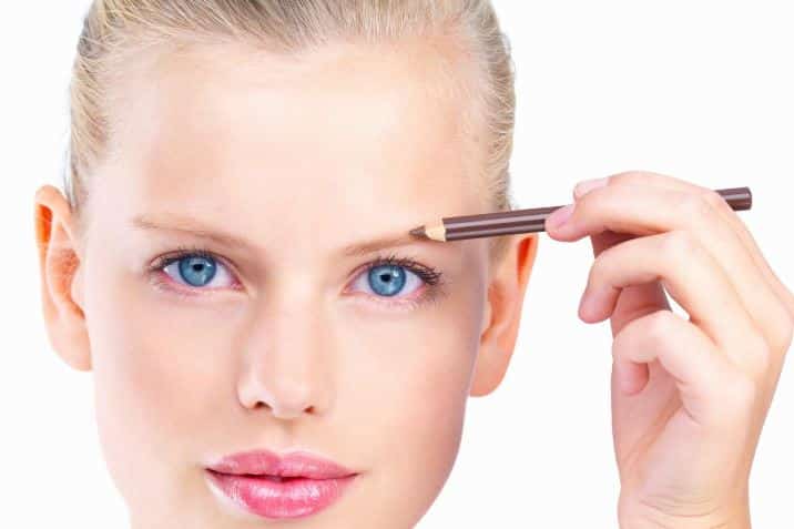 trucco per sopracciglia