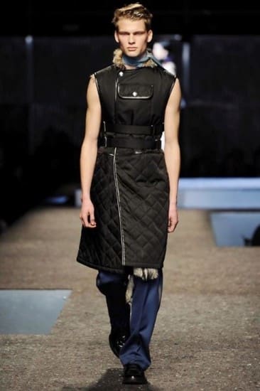 Sfilata Prada uomo autunno inverno 2014 2015 smanicato