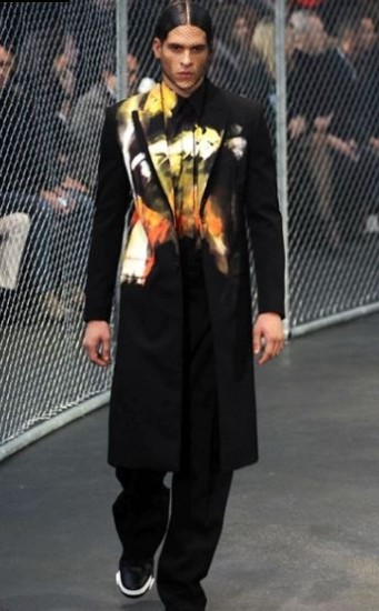 sfilata Givenchy uomo autunno inverno 2014 2015 cappotto