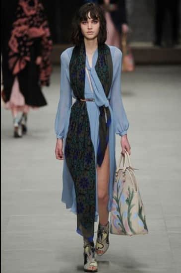 sfilata donna Burberry autunno inverno 2014 2015 azzurro