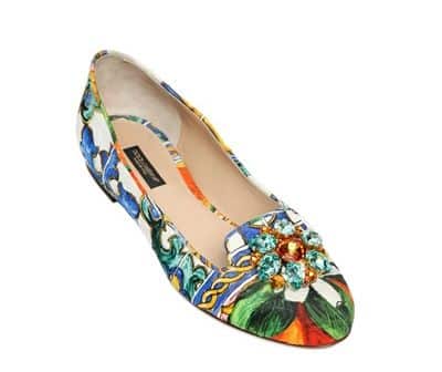 Dolce e Gabbana slipper in broccato di cotone 525.00 euro.