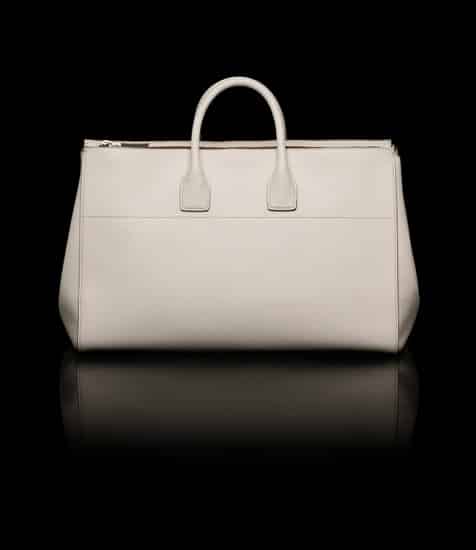 Prada shopping talco 2700 euro.jpg