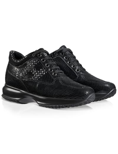  Hogan Interactive pelle nera stampa pitone con microborchie e strass 370 euro