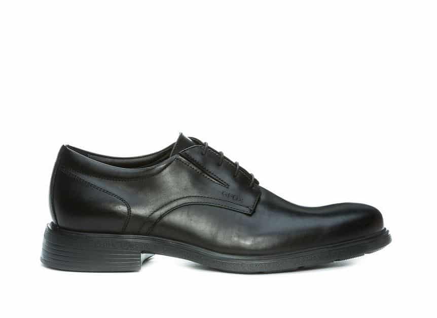 Derby stringata da uomo Geox in pelle nera liscia