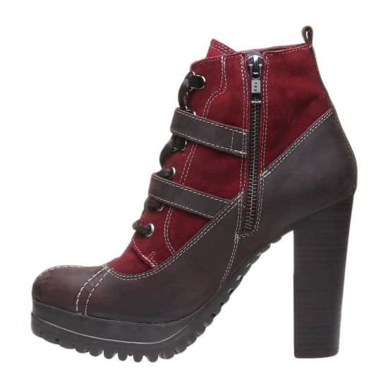 Bata stivale Aston 99.99 euro