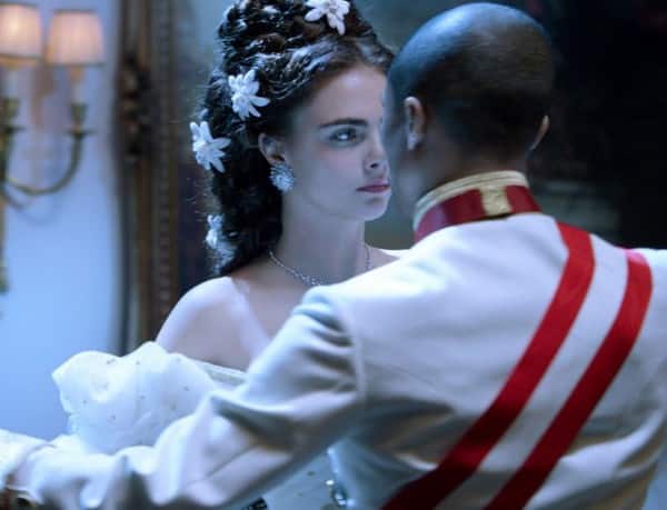 Chanel Cara Delevingne Pharrel Williams Paris Salizburg 2015 film