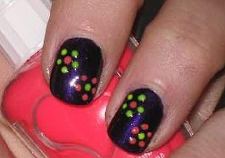 Nail art facile da fare a casa fiori