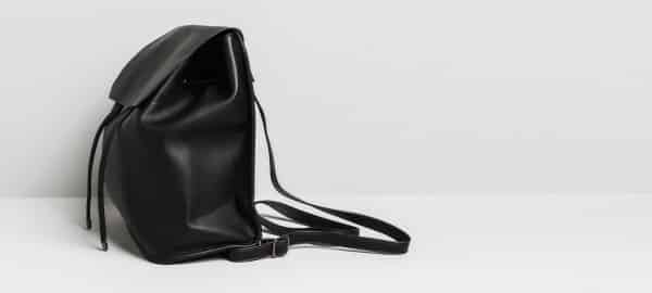 PullandBear zaino midi 29.99 euro