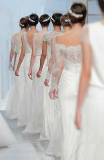 Abiti da sposa Rosa Clarà 2016 sfilata