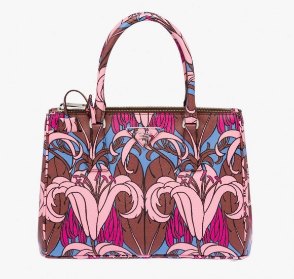 Prada shopping in saffiano 1880.00 euro