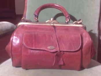 Vitrinevintage bauletto The Bridge 250.00 euro