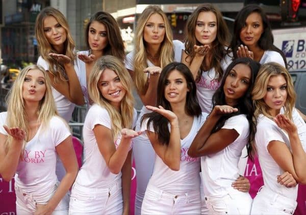 Angeli di Victoria's Secret 2015 2016