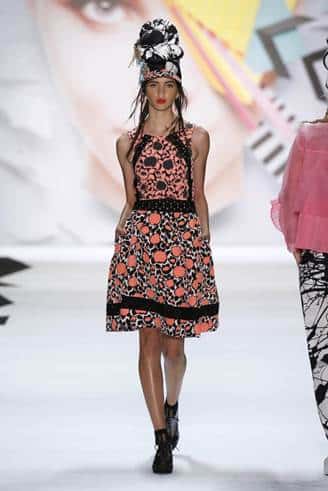 Desigual vestiti primavera estate 2016 sfilata