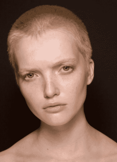 moda capelli primavera estate 2016 Gucci rasato rame
