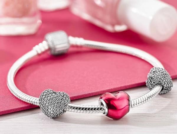 Pandora festa della mamma 2016 idee regalo