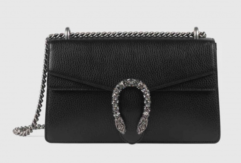 Modello Gucci Dionysus nera autunno inverno