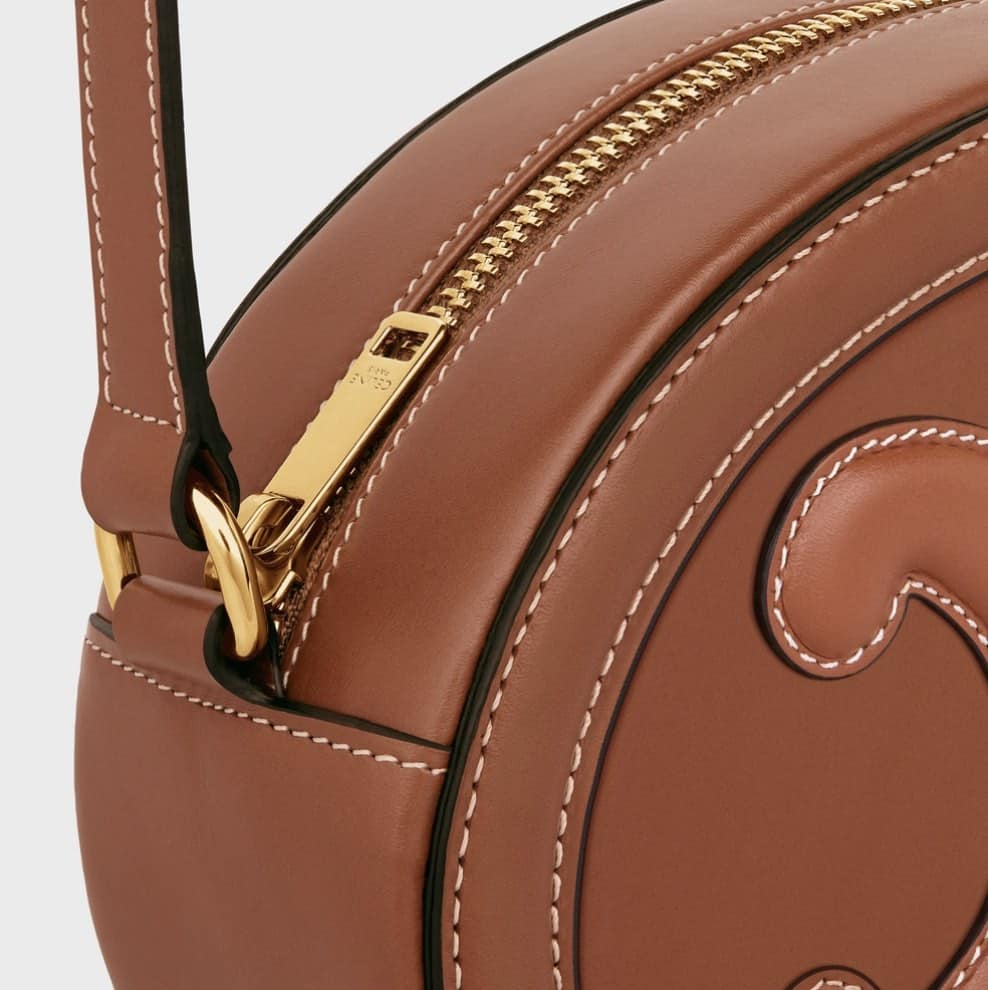 dettaglio borsa cuir triomphe