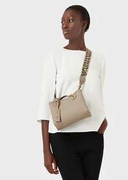 borsa di colore tortora emporio armani