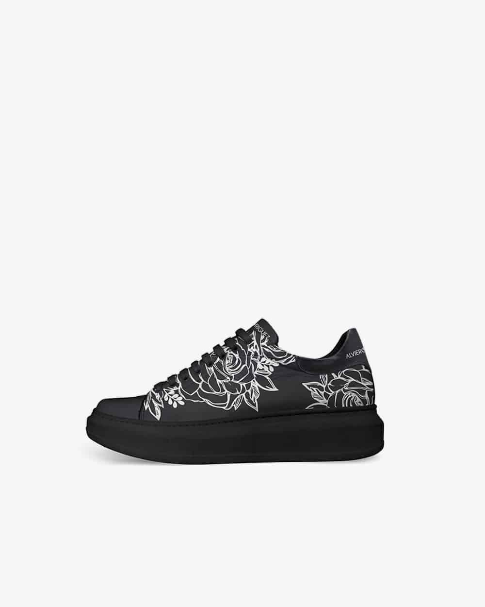 Sneakers con fantasie grafiche e diversi stili per uomo e donna colore e toni neri