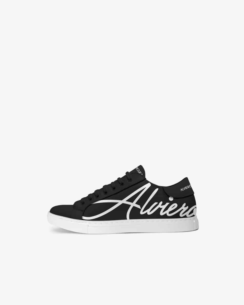 Scarpe Alviero Rodriguez 2022 con logo in evidenza e firma