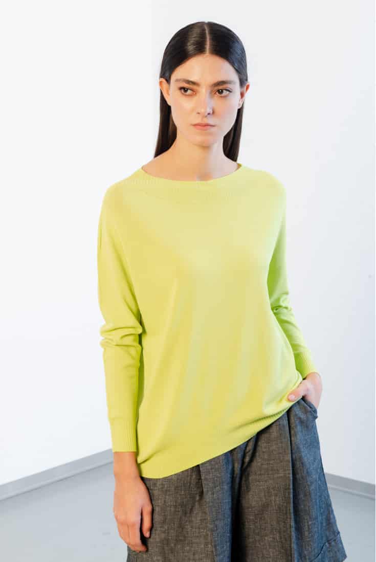Collezione SANDRO FERRONE primavera estate 2022 maglia colore verde acido