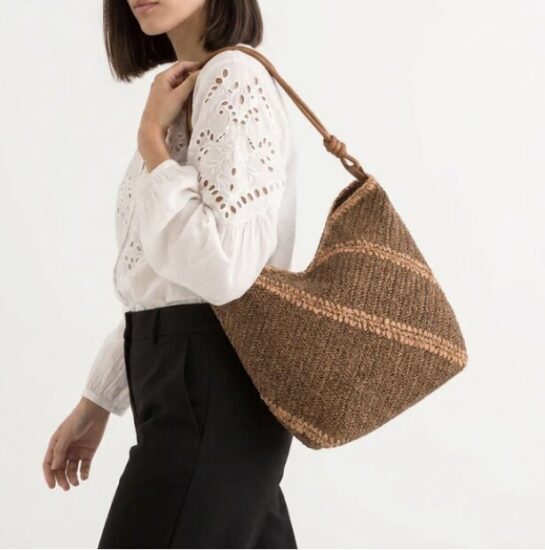 Borsa mare Carpisa intrecciata marrone a spalla, stile hobo