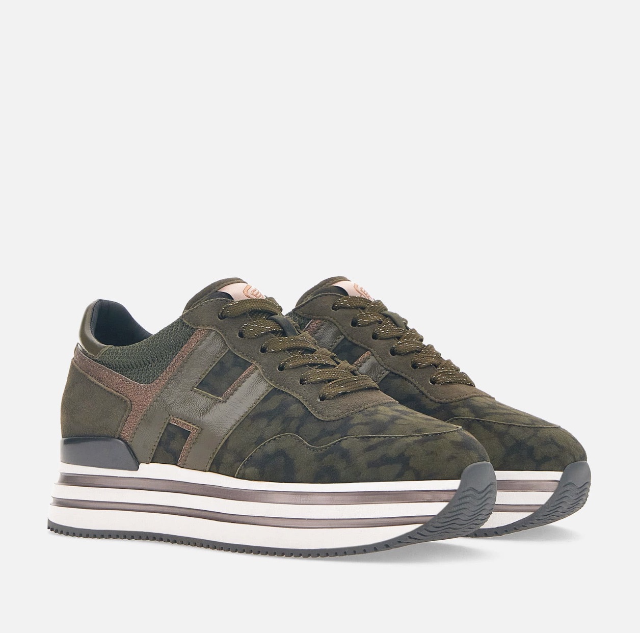 scarpe animalier camouflage sneakers stagione invernale 2022 hogan