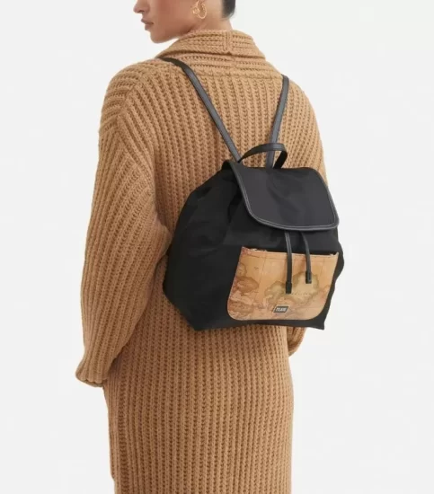 zaino elegante ideale per stagioen autunnale e invernale per donna elegante e giovanile