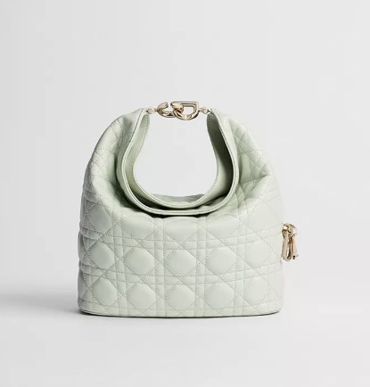 Borsa Dior in pelle verde chiaro con motivo Cannage e chiusura CD dorata sul manico