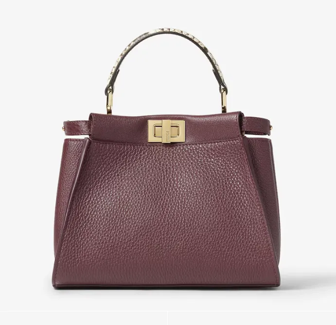 Borsa Fendi Peekaboo in pelle martellata bordeaux con torsione dorata, originale