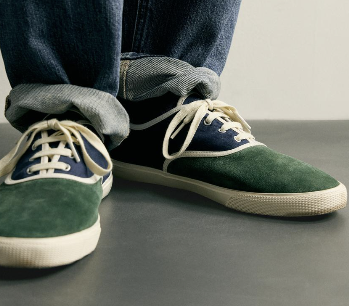 Sneaker in suede verde e blu Zara uomo autunno inverno 2026 2027