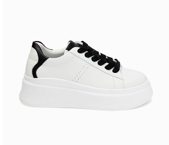Sneakers Primadonna bianche con suola platform e lacci neri